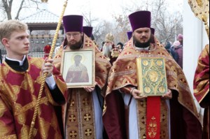 Божественная литургия в храме во имя священномученика Космы Саратовского