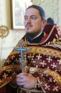 Божественная литургия в храме в честь Покрова Пресвятой Богородицы