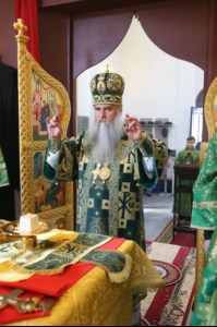 Божественная литургия в храме блаженной Ксении Петербургской г. Саратова на территории ИТК УШ-382/33