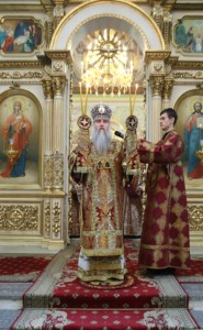 Вечерня в соединении с Литургией Василия Великого и Чин умовения ног в храме в честь Покрова Пресвятой Богородицы г.Саратова