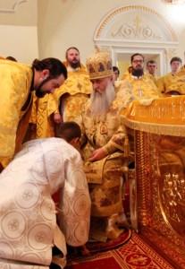 Божественная литургия на Архиерейском подворье — храме во имя святого апостола и евангелиста Иоанна Богослова при Саратовской православной духовной семинарии