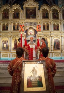 Всенощное бдение в храме в честь Сошествия Святого Духа г.Саратова