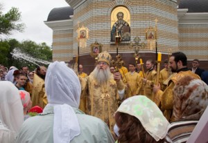 Божественная литургия в храме во имя святителя Луки (Войно-Ясенецкого), исповедника, при 3-й городской клинической больнице г. Саратова