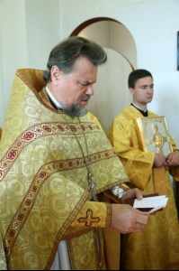Божественная литургия в храме святых первоверховных апостолов Петра и Павла г. Красноармейска