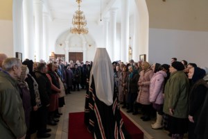 Великое повечерие с чтением канона преподобного Андрея Критского в Свято-Троицком кафедральном соборе г. Вольска