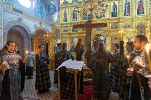 Пассия в Свято-Троицком кафедральном соборе г. Саратова