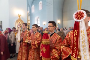 Божественная литургия в храме в честь Покрова Пресвятой Богородицы г. Петровска
