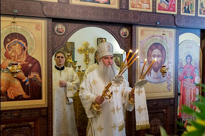Божественная литургия в храме святителя Тихона Задонского г. Саратова