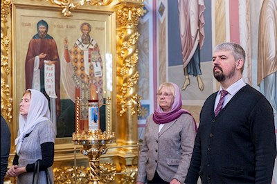 Божественная литургия в Свято-Троицком кафедральном соборе г. Саратова