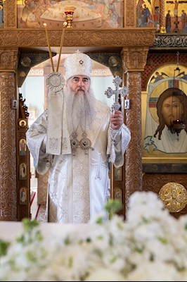 Божественная литургия в Вознесенско-Пантелеимоновском храме с. Усть-Курдюм Саратовского района