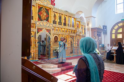 Божественная литургия в Свято-Алексиевском женском монастыре г. Саратова