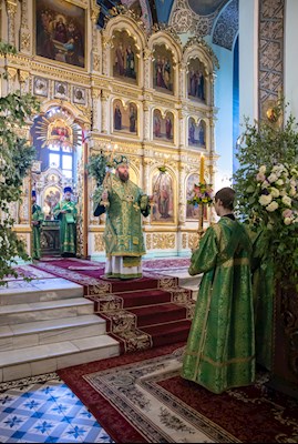 Митрополит Игнатий совершил всенощное бдение в Свято-Духовском соборе г. Саратова