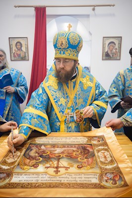 Митрополит Игнатий совершил Великое освящение храма в честь иконы Божией Матери «Спорительница хлебов» с. Кувыка и первую Божественную литургию в новоосвященном храме