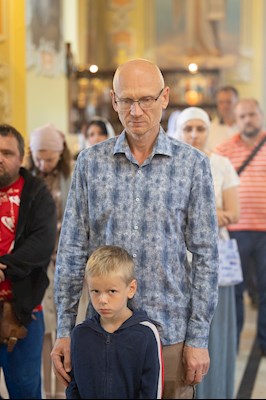 Митрополит Игнатий совершил Божественную литургию в Покровском соборе г. Саратова