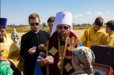 Митрополит Игнатий совершил освящение закладного камня на месте строительства Княже-Владимирского собора г. Саратова