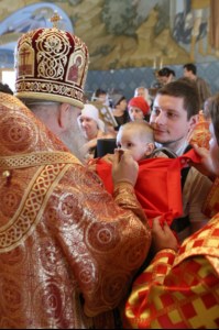 Крещальная Литургия в Свято-Троицком соборе Саратова