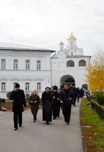Воспитанники Саратовской православной духовной семинарии совершили паломничество по святым местам Золотого кольца