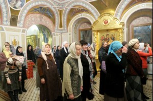 Всенощное бдение в Свято-Троицком кафедральном соборе Саратова