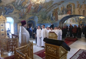 Крещальная литургия в Свято-Троицком кафедральном соборе г.Саратова