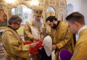 Божественная литургия в храме во имя святых первоверховных апостолов Петра и Павла г.Красноармейска