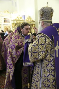 Всенощное бдение на Архиерейском подворье – храме во имя преподобного Серафима Саровского г.Саратова