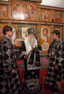 Литургия Преждеосвященных Даров в храме во имя святителя Тихона, Епископа Воронежского, Задонского чудотворца г.Саратова
