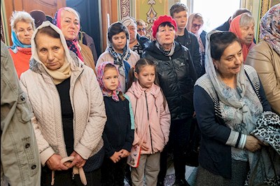 Божественная литургия в храме Всех святых, в земле Русской просиявших, г. Саратова