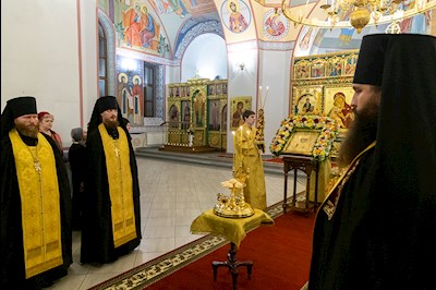 Всенощное бдение в Свято-Никольском мужском монастыре г. Саратова
