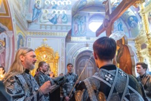 Пассия в Свято-Троицком кафедральном соборе г. Саратова
