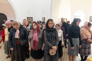 Литургия Преждеосвященных Даров в храме во имя преподобного Сергия Радонежского г.Саратова