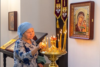 Божественная литургия в храма в честь иконы Божией Матери «Всех скорбящих Радость» г. Саратова