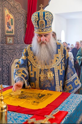 Божественная литургия в храме в честь Владимирской иконы Божией Матери с. Багаевка