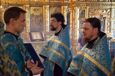 Утреня с чтением акафиста в Свято-Троицком кафедральном соборе г. Саратова