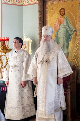 Божественная литургия в Вознесенско-Пантелеимоновском храме с. Усть-Курдюм Саратовского района