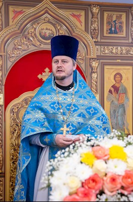 Митрополит Игнатий совершил Божественную литургию в храме в честь иконы Божией Матери «Скоропослушница» г. Шиханы Вольского района
