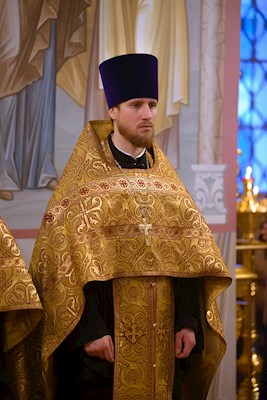 Митрополит Игнатий совершил всенощное бдение в Свято-Троицком кафедральном соборе г. Саратова