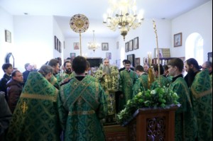 Божественная литургия в храме во имя преподобного Сергия Радонежского поселок Юбилейный г.Саратова