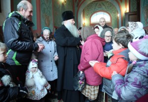 Божественная литургия в Крестовоздвиженском храме г. Хвалынска