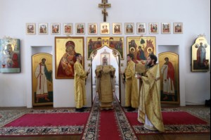 Божественная литургия в храме во имя святителя и чудотворца Николая р.п. Базарный Карабулак