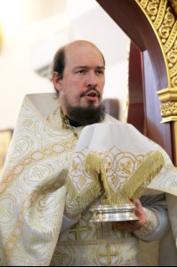 Божественная литургия в храме во имя святого великомученика Георгия Победоносца города Саратова