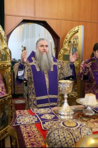 Божественная литургия в храме великомученика Георгия Победоносца г. Саратова