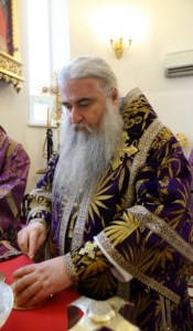 Божественная литургия в храме во имя святого великомученика Георгия Победоносца г.Саратова