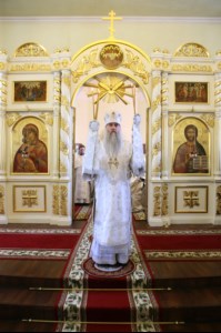 Божественная литургия и панихида на Архиерейском подворье – храме во имя преподобного Серафима Саровского г.Саратова