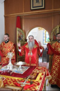 Божественная литургия на Архиерейском подворье — храме в честь иконы Божией Матери «Утоли моя печали» г.Саратова