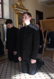 Литургия Преждеосвященных Даров на Архиерейском подворье — храме во имя святого апостола и евангелиста Иоанна Богослова при Саратовской православной духовной семинарии