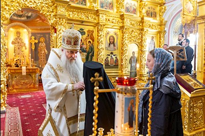 Божественная литургия в Свято-Троицком кафедральном соборе г. Саратова