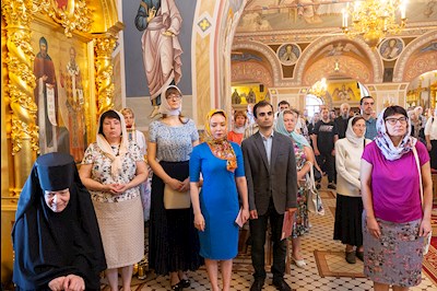 Божественная литургия в Свято-Троицком кафедральном соборе г. Саратова