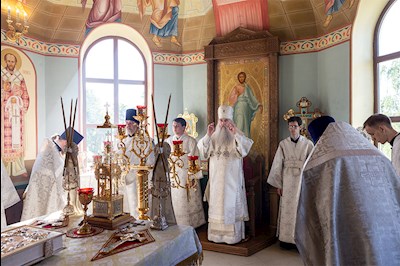 Божественная литургия в Вознесенско-Пантелеимоновском храме с. Усть-Курдюм Саратовского района