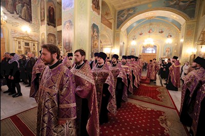 Митрополит Игнатий совершил всенощное бдение в Покровском соборе г. Саратова