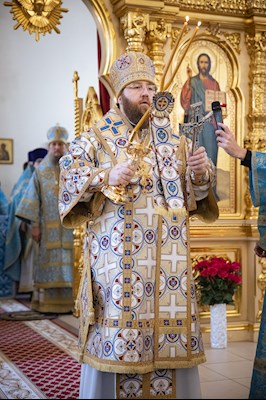 Митрополит Игнатий возглавил соборное архиерейское богослужение в Казанском храме г. Саратова